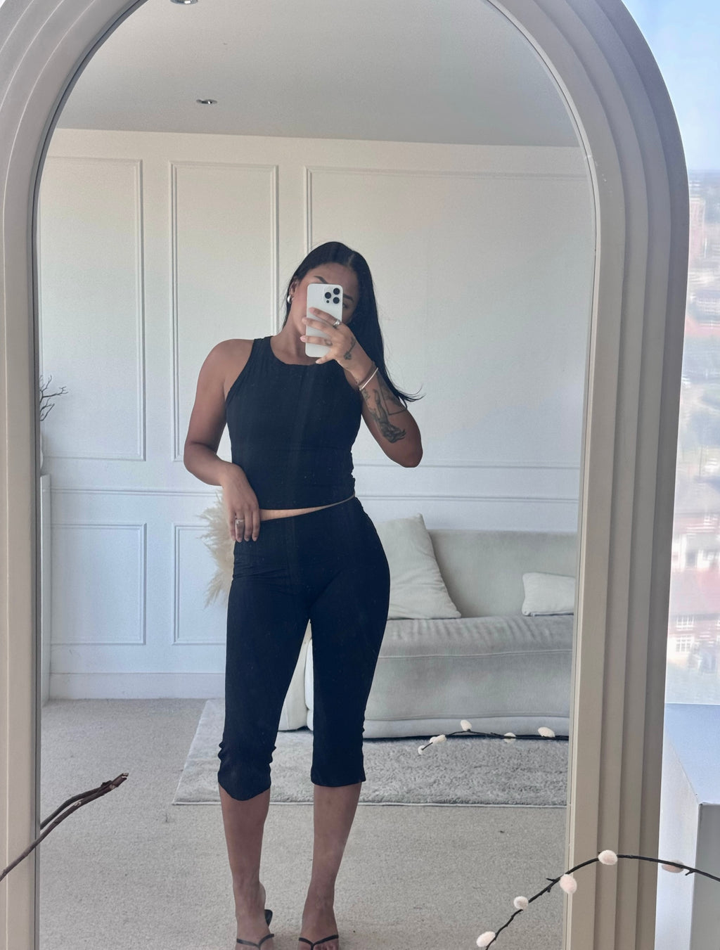 CASSIE CAPRI SET